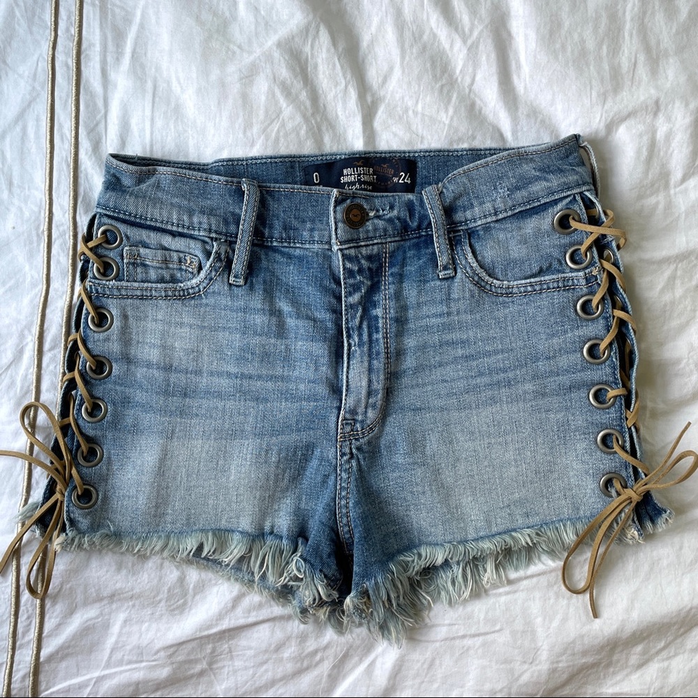 Hollister 0/2 High Rise Denim Shorts with Details